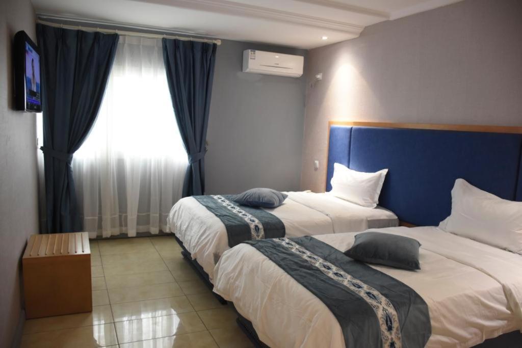 Hotel Royal Palace Douala Exterior foto